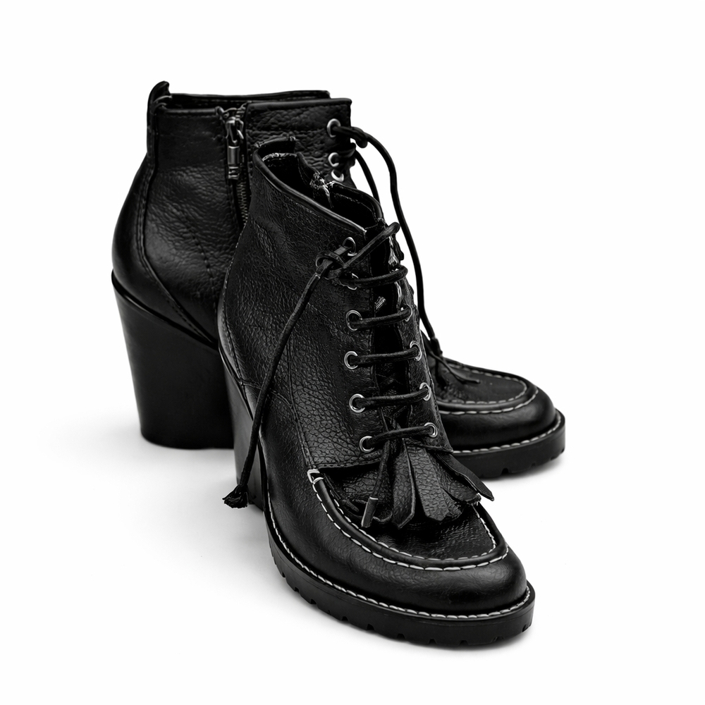 Tory Burch Kiltie Fringe Wedge Boots 10 - Picture 1 of 13